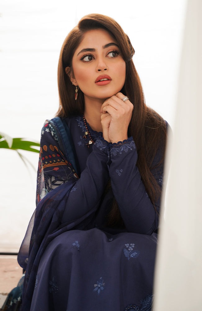 Lawn-3PC Embroidered Shirt with Digital Printed Jacquard Dupatta- 1353