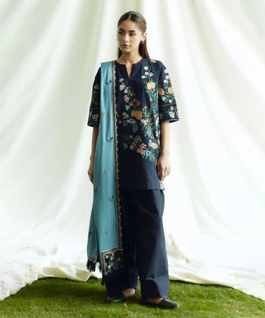 ZARA SHAHJAHAN 3PC Dhanak Embroidered Shirt With Digital Printed Shawl-281