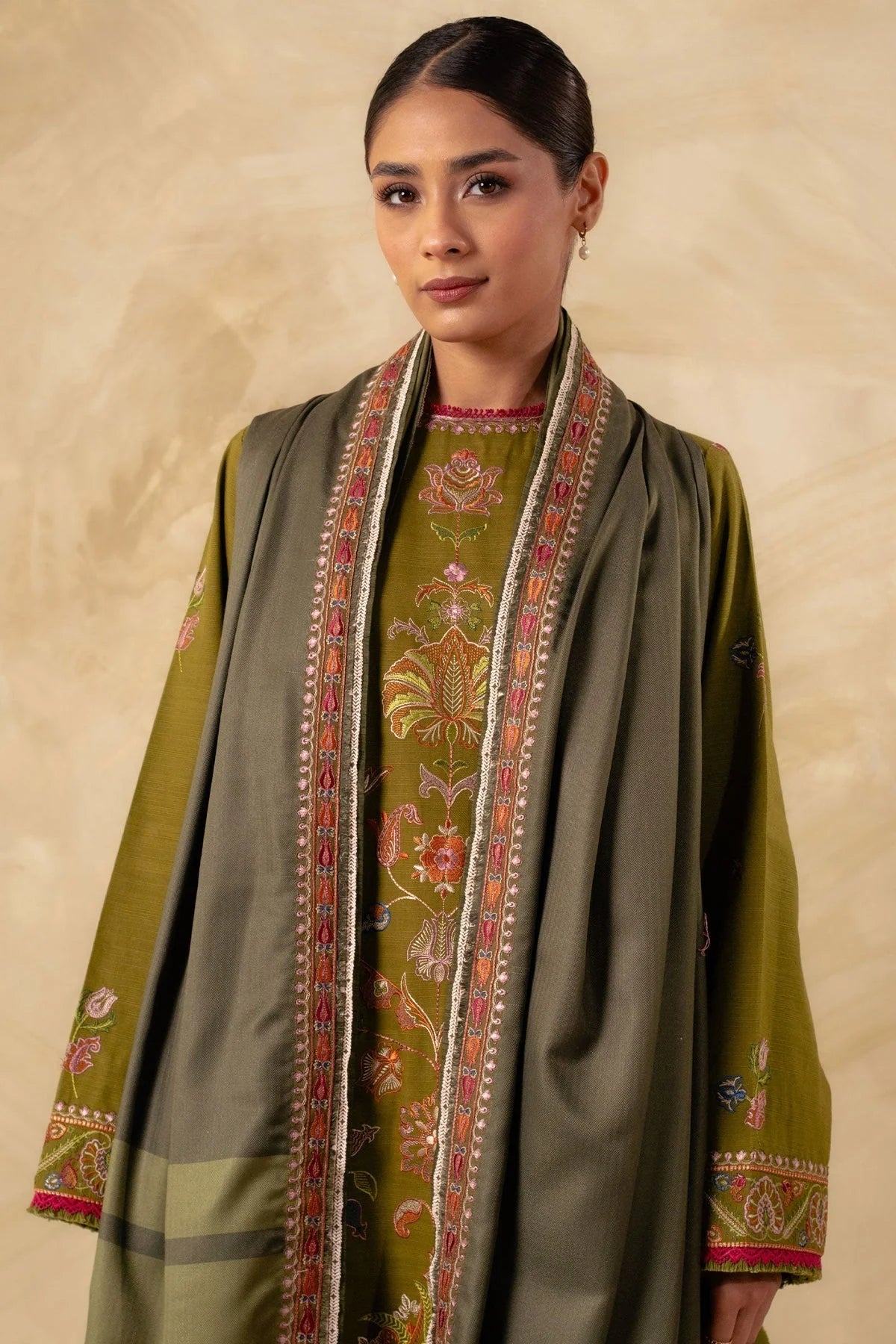 Zara Shahjahan 3PC Embroidered With Digital Printed Wool Shawl-198