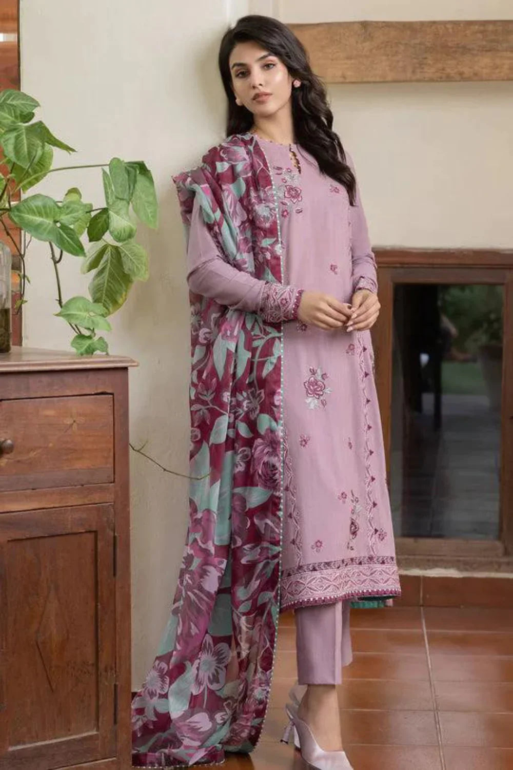 Jazmin Lawn 3PC Embroidered With Printed Dupatta-1127